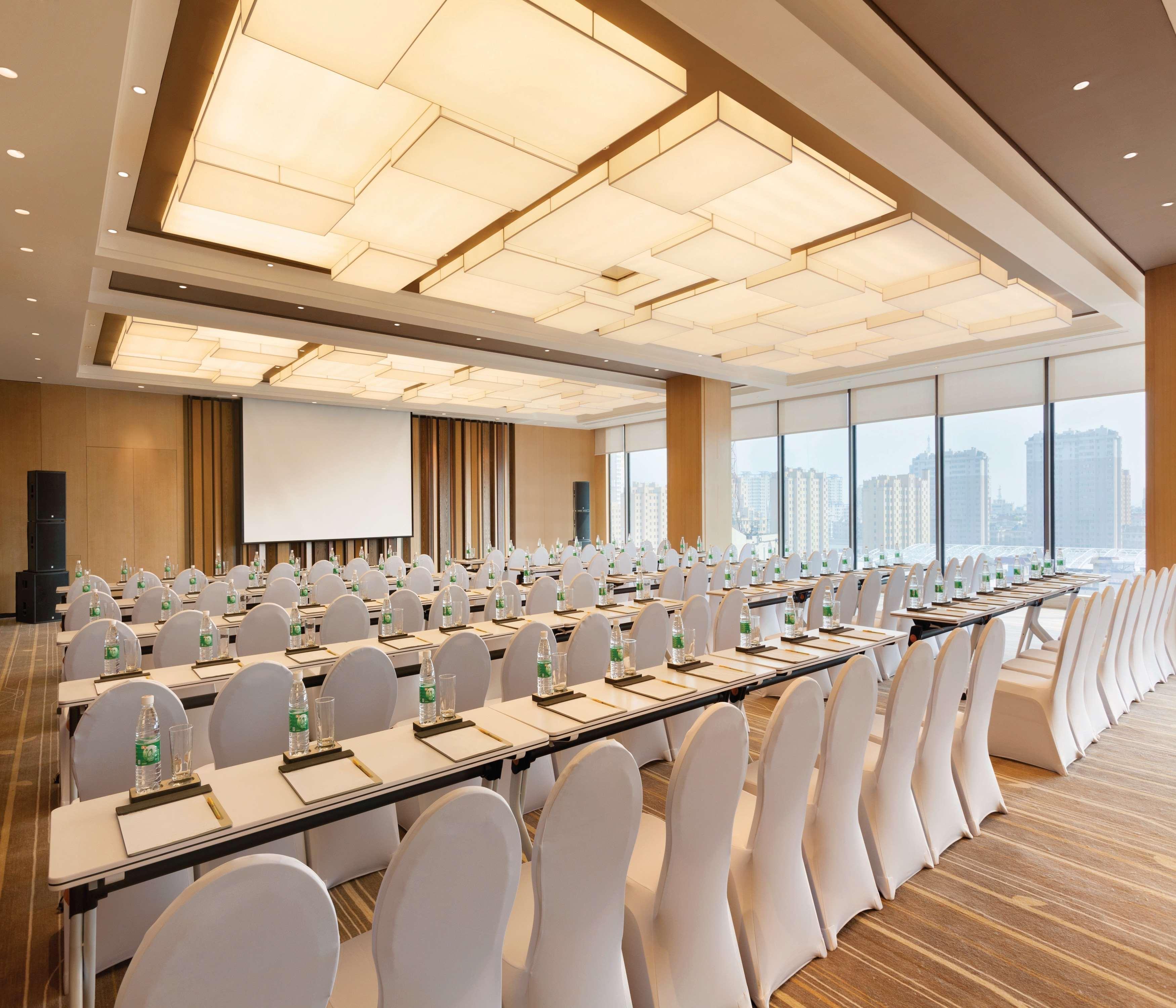 Hilton Garden Inn Dandong Exterior foto